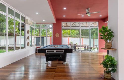 Rawang Villa | ForestEdge bungalow 9BR 42pax Templer Villa