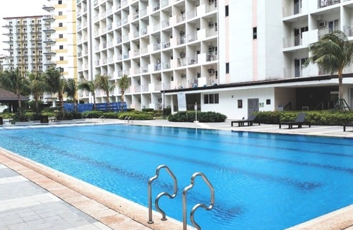 Paranaque Condo | FourSphere Staycation @ Smdc Field Residences. Near NAIA Terminal Airport Manila