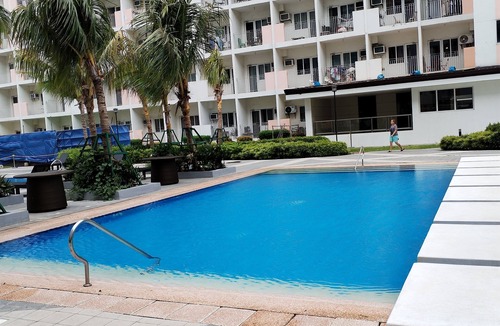 Paranaque Condo | FourSphere Staycation @ Smdc Field Residences. Near NAIA Terminal Airport Manila