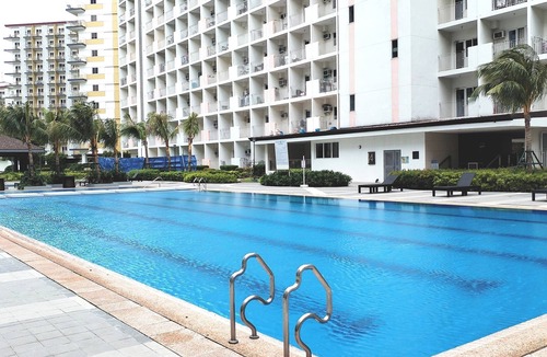 Paranaque Condo | FourSphere Staycation @ Smdc Field Residences. Near NAIA Terminal Airport Manila