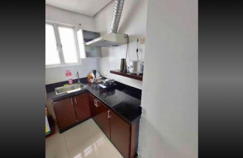 Ermita Night District Hotel | FREE Pool n FREE Sauna Access OceanView Balcony in The Heart of Manila, Front of Robinsons Mall, Walking Distance to US Embassy Limited Slots x Secure Your Limited Offer This Month