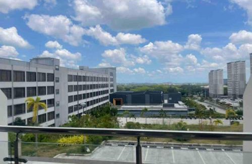 Clark Freeport Apartment | Fresh Condo & Kitchen beside Hilton Clark Dheights
