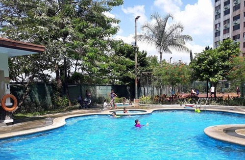 Cainta Condo | Fully Furnished 50 sqm, 2 bedroom condo in Cambridge Village, Cainta