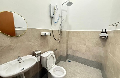 Gua House | FunkyVila1 18PAX 4BR Near188Tower, Artstreet, HTAA