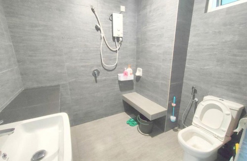 Shah Alam Apartment | #GA6, Cozy Ensuite Modern High-Floor Retreat