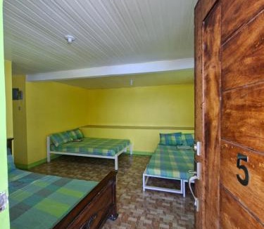 Batangas City Hotel | Gaddiel alexis Food house and room for rent