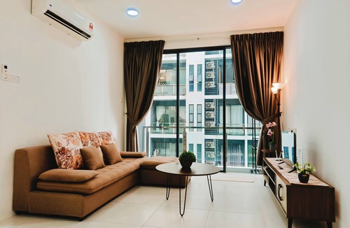 Kuching Condo | Galacity Cozy 2-bedroom condo with AC in gorgeous Kuching