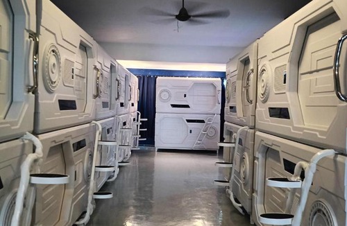 Kampung Tok Rasul Hotel | Galaxy Capsule Hotel near Hitech