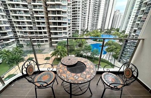 Central District Apartment | Garden View Family Suite