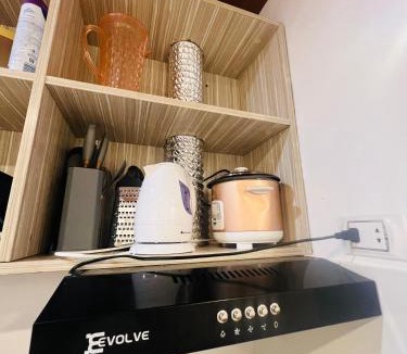 Imus House | Gavin's Cozy Place Wifi Petfriendly Karaoke Parking