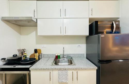 Binan City Apartment | Getaway Haven at Southwoods, Biñan with Fast Internet