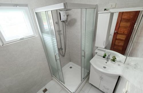 Malvar Apartment | Glorioso Transient