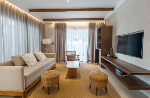Daanbantayan Hotel | Golden Sands Destination Resorts