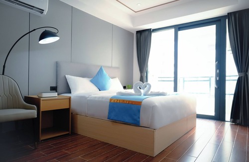 Paranaque House | Golden Seagulls Hotel