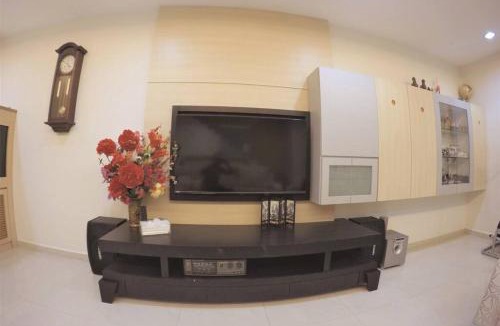 Taman Desa Tebrau House | GoldMary 10pax@TebrauCity/Aeon/Toppen/ikea/JB