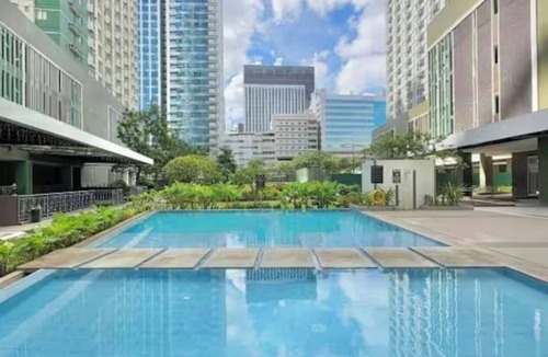 Lahug Apartment | Gorgeous studio apartment with AC in vibrant Cebu City