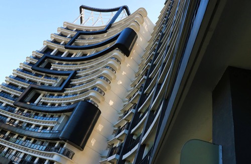 Valenzuela Apartment | Gotophi Luxurious Hotel Knightsbridge Makati 2000