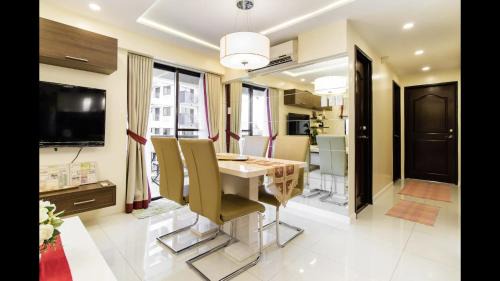 Ususan Apartment | Grand Apartment near BGC