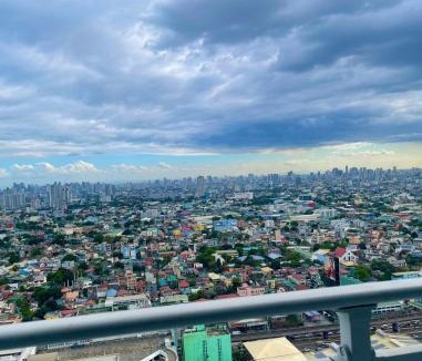 Santo Cristo Apartment | Grass Residences Elegant Staycation