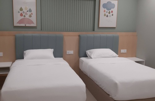Central Seberang Perai Apartment | Great location ,surrounding with eatery center, walkable to food area.