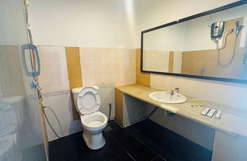 Tanjung Tanah Merah Hotel | Green Town Hotels And Resorts