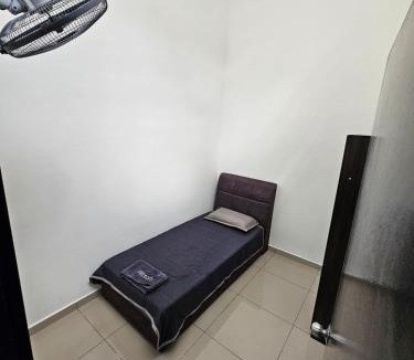 Batu Enam House | Green View Homestay