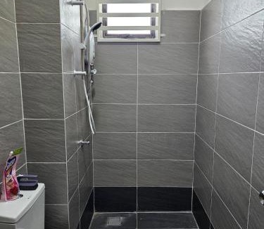 Batu Enam House | Green View Homestay