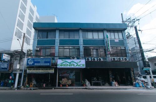 Baclaran Hotel | GREN PLACE near Baclaran Airport Road by RedDoorz