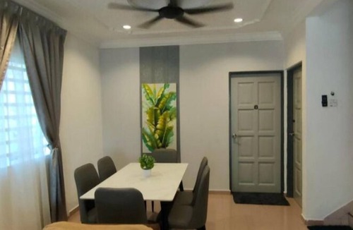 Taman Teh Teng Seng House | Grey Fantasy Homes Room #8
