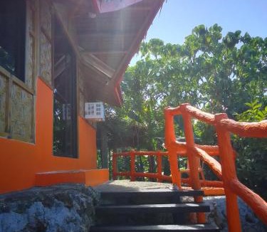 San Isidro House | Grotto Gardens Homestay