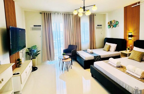 Puerto Princesa City Centre Apartment | Group Staycation in Palawan with Balcony & Free Pool Access up to 5pax - B2 5DiamondB