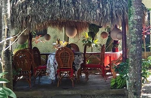 La Esplanada Apartment | Guest-friendly 2BD condo near clubs and beaches, pool/Wi-Fi/cable TV/parking