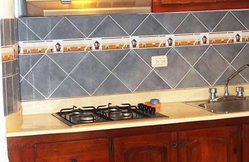La Esplanada Apartment | Guest-friendly apt near clubs and beaches, pool/Wi-Fi/cable TV/parking