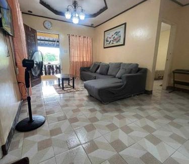 Tayabas City Apartment | GUEST HOUSE at Tayabas Quezon!