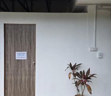 Kampung Hutan Palas Hotel | Guesthouse Kodiang 1 Private Bedroom near Pekan Kodiang by D'Aleena Homes