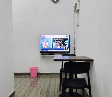 Kampung Hutan Palas Hotel | Guesthouse Kodiang 1 Private Bedroom near Pekan Kodiang by D'Aleena Homes