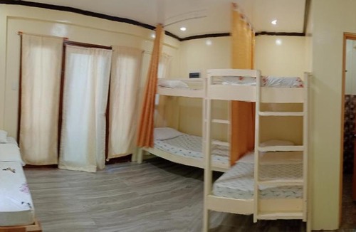 Catangnan House | Guyangan Homestay Siargao