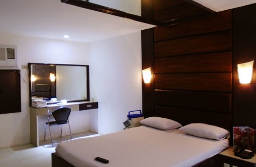 Pasay Hotel | Halina Drive Inn Hotel - Pasay