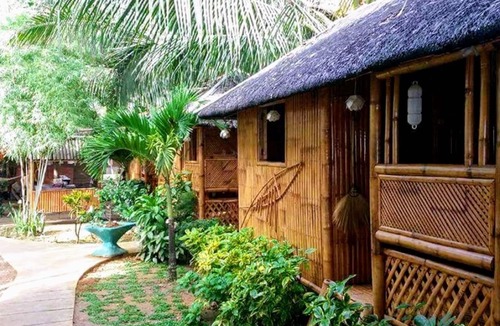 Malay Hotel | HangOut Beach & Resort