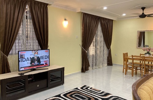 Kampung Guar Syed Alwi House | Hanna Homestay Kangar