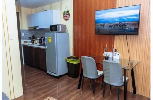 Legazpi Village Apartment | Haven & Humor: Cozy Meets Cool Makati Gym Swim 300