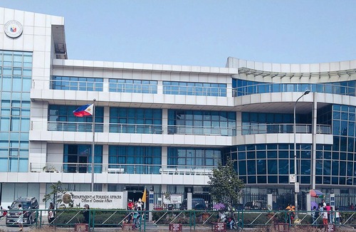 Tambo Apartment | Heart Of Mall of Asia - Aseana Pasay