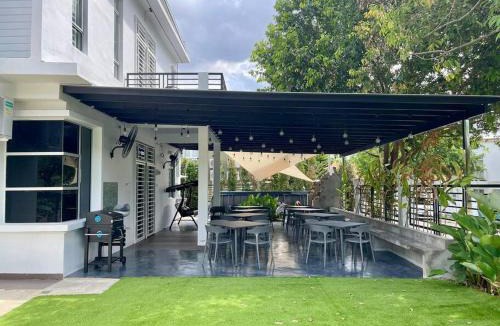 Ulu Tiram House | Heliconia Home 17 Pax AEON Tebrau JB