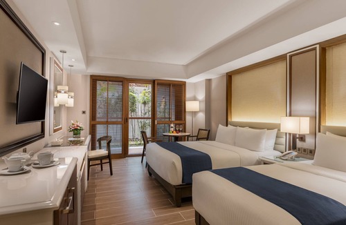 Balabag Hotel | Henann Crystal Sands Resort