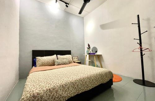 Kampung Kijang House | Heritage Cozy Entire 3 Bedroom House At Kijang Alma Bukit Mertajam