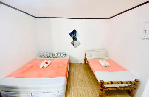 Santa Fe Hotel | Hibiscus Dive Inn