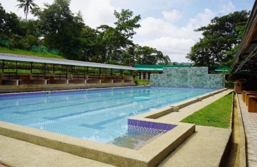 Pinamungajan Resort | Hidden Valley Organic Farm Resort