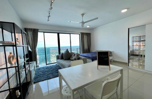 Shah Alam Apartment | High Floor Suite at Trefoil Setia Alam