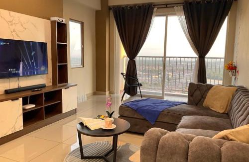 Sitiawan Apartment | High Floor View,Cozy Balcony,9Pax,Netflix & Wifi,The Venus Sitiawan