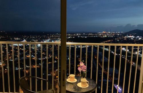 Sitiawan Apartment | High Floor View,Cozy Balcony,9Pax,Netflix & Wifi,The Venus Sitiawan
